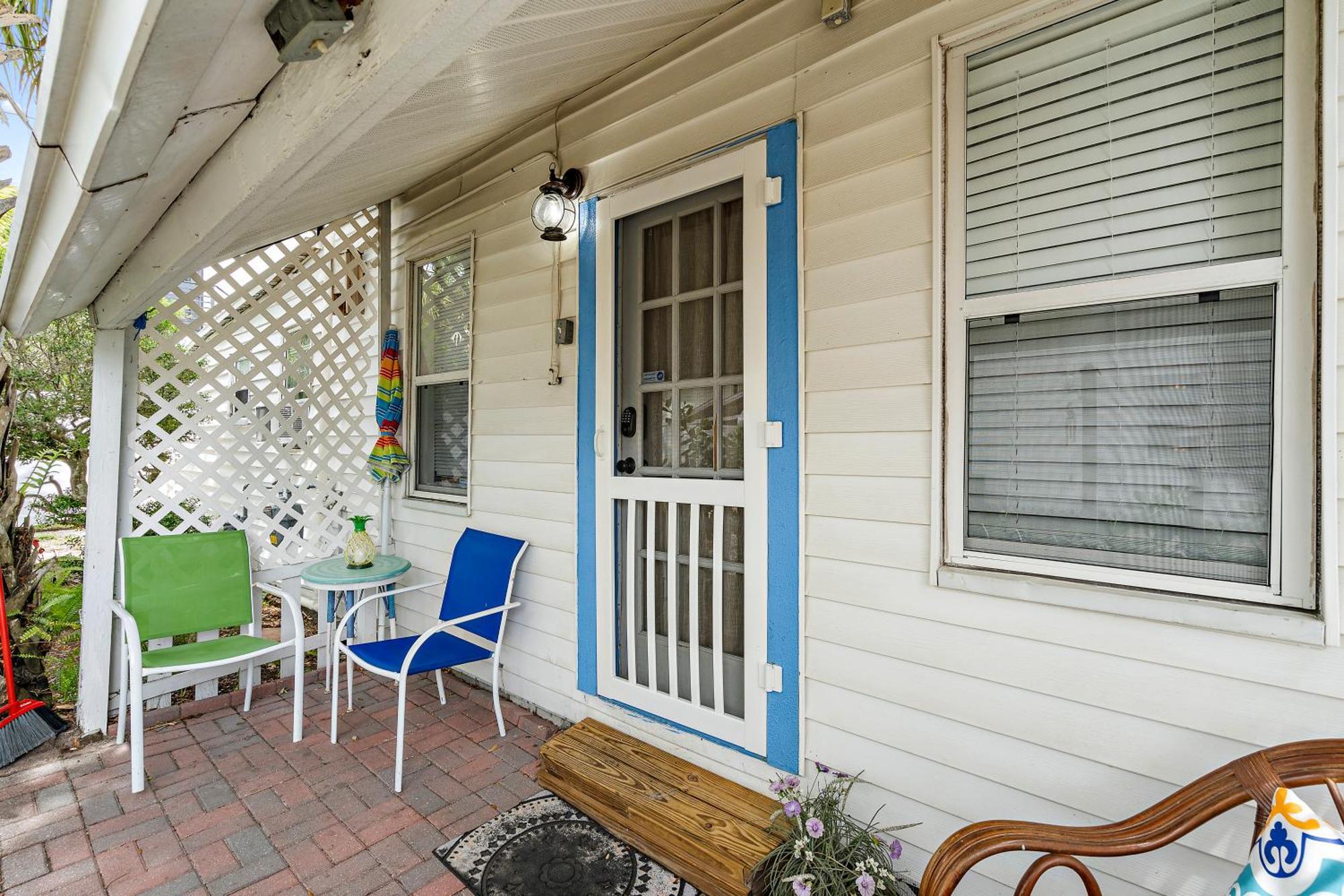Little Pineapple Cottage San Petersburgo Exterior foto